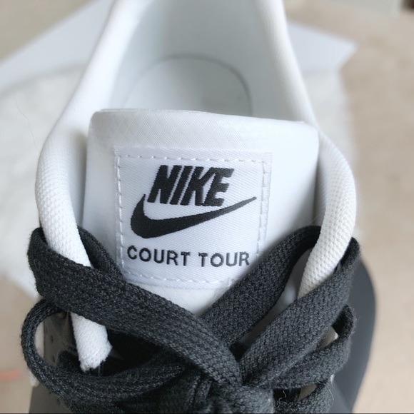 NIKE VEGAN LEATHER SNEAKERS - BLACK - Picture 4 of 7